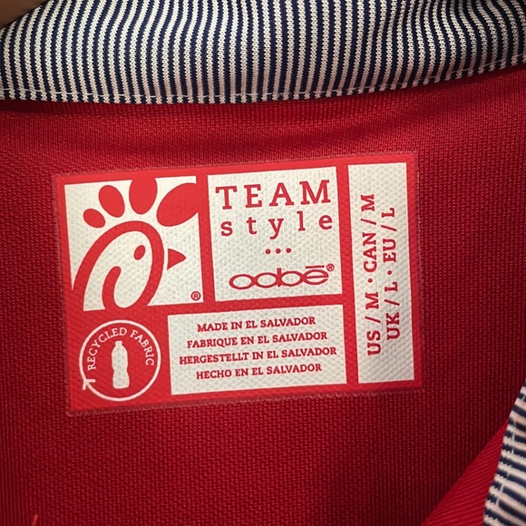 Chick-fil-A TEAM style oobe Recycled Fabric Red Short Sleeve Polo Shirt Medium - Picture 5 of 9